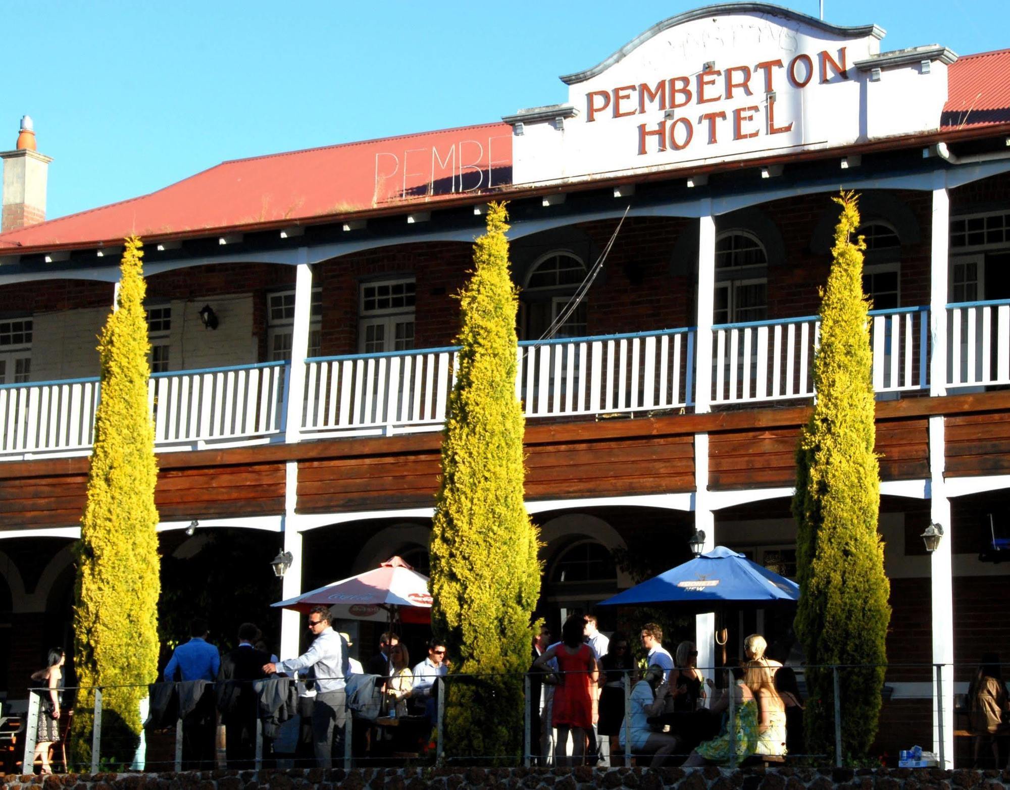 The Pemberton Hotel Exterior foto